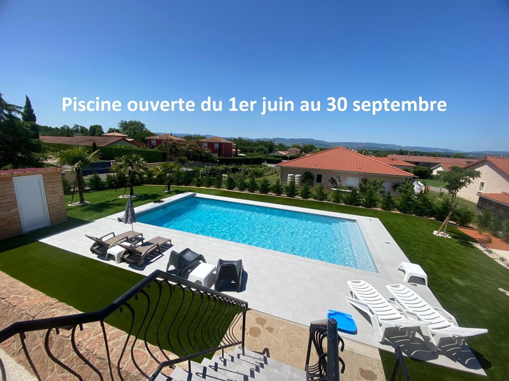Studio Chez L'Habitant Avec Piscine Commune Grieges Екстериор снимка